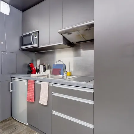 11 - Le Lokup - Wifi - Proche Tram Апартаменты Реймс