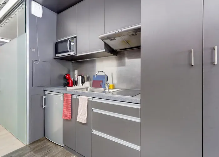 11 - Le Lokup - Wifi - Proche Tram Апартаменты Реймс